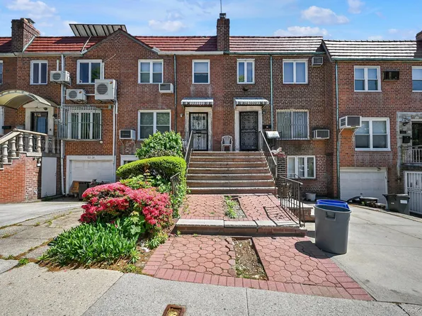 137-76 70th Road, Kew Garden Hills, NY 11367