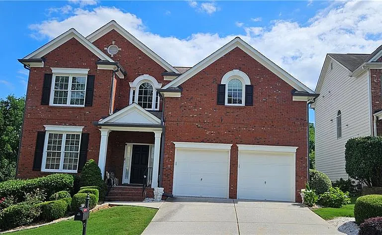 647 Maple Grove Way — Photo 1