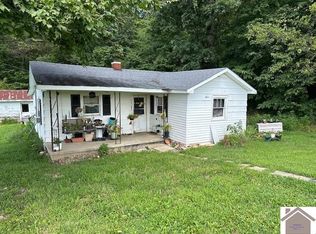 300 H L Ladd Rd, Princeton, KY 42445