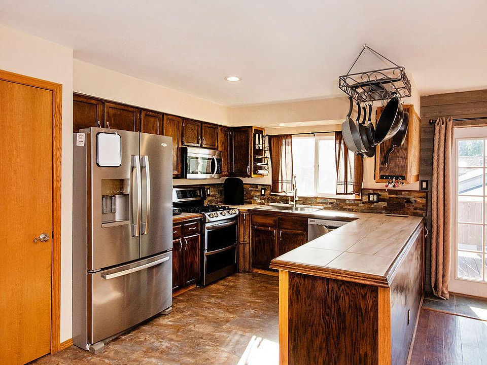 1st image of 1144 Schrader Ave