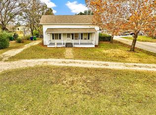 520 N Prairie St, Pilot Point, TX 76258