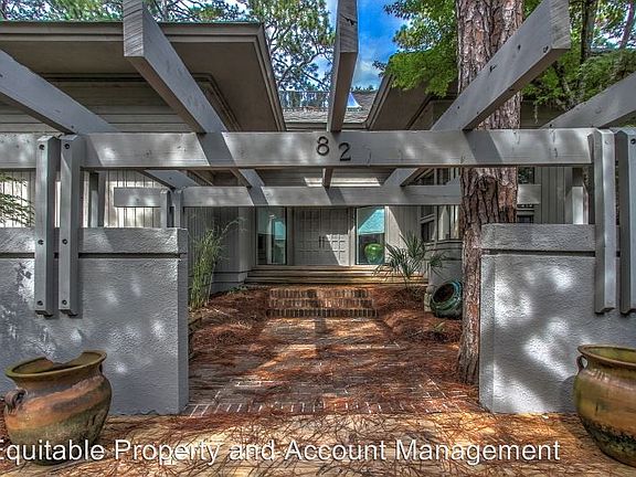 3rd image of 82 N Sea Pines Dr