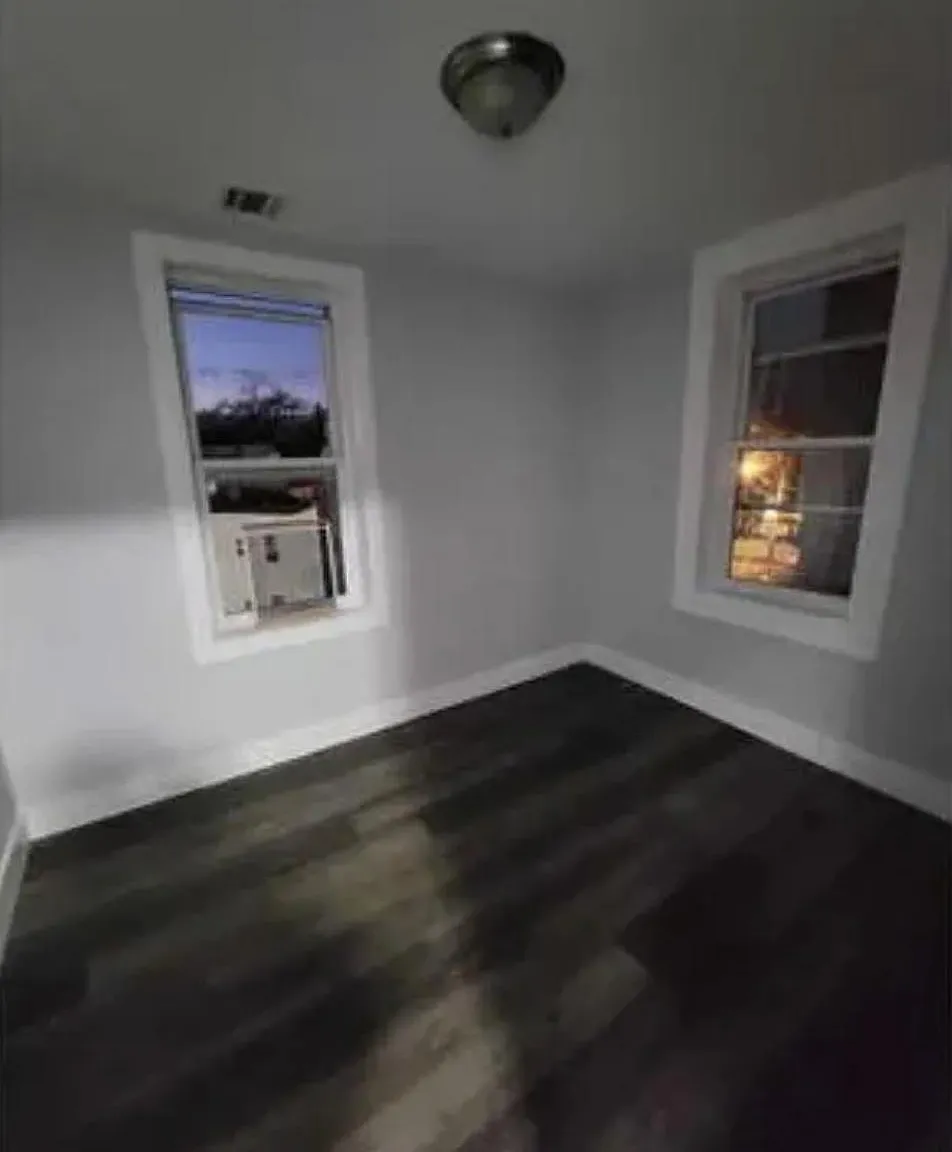 2 bed, 800 sqft, $1,849 — Photo 2
