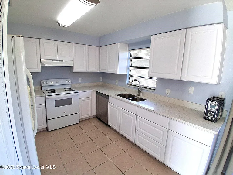 426 Jupiter Blvd NW — Photo 2