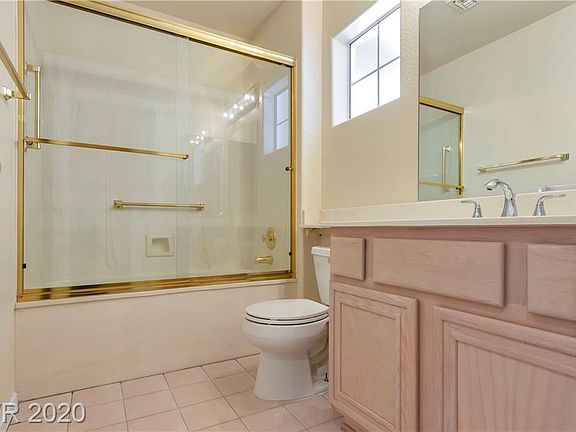 2nd image of 2813 Castle Bar Dr