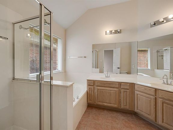 2nd image of 1408 Heather Brook Dr #1408