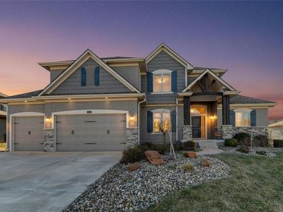 1907 NE Parks Summit Blvd, Lees Summit, MO, 64064
