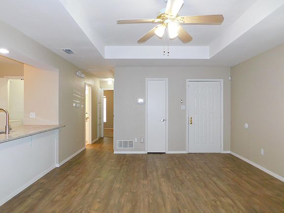 2nd image of 8865 Camfield Way St