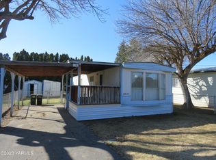 510 Hall Rd UNIT 30, Yakima, WA 98908