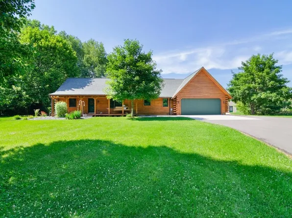 2594 Wood Ln, Green Bay, WI 54313