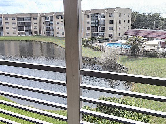 3rd image of 10444 NW 30th Ct APT 305