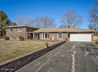 4200 W Gent Dr, Wadsworth, IL 60083