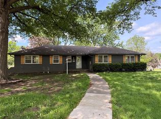 6100 Englewood Ave, Raytown, MO 64133
