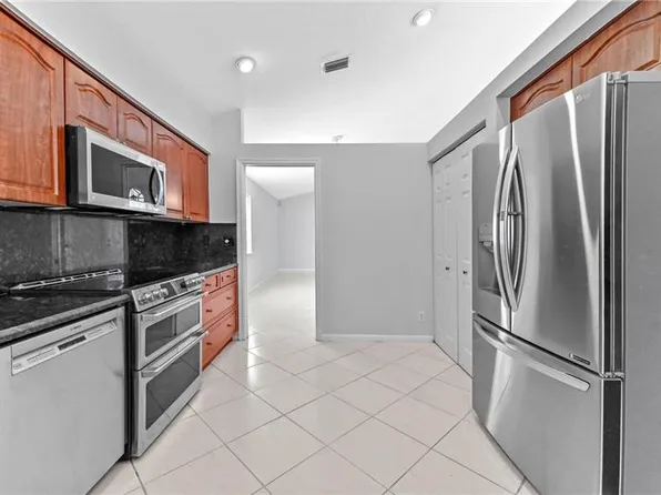 14066 Glenlyon Ct, Delray Beach, FL 33446
