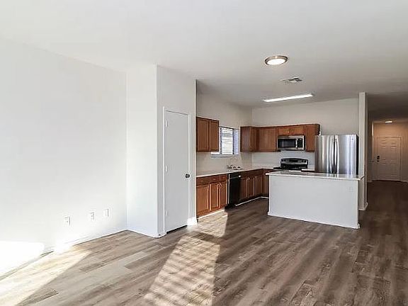 3rd image of 5032 S 26th Ln