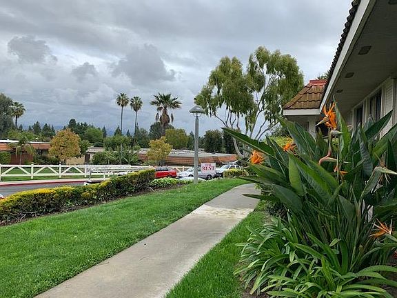 3rd image of 23415 Via San Pablo