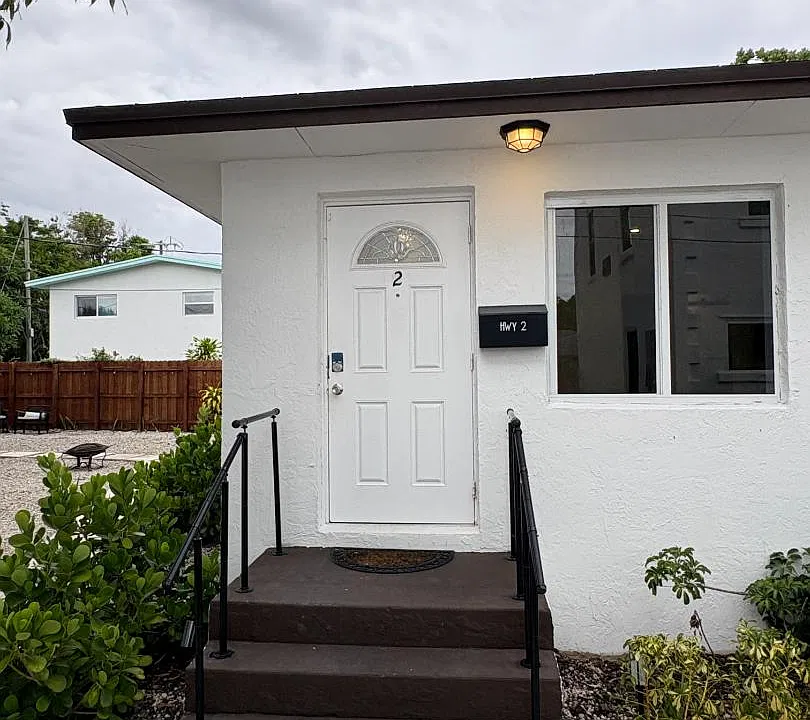 331 S Federal Highway Duplex #2