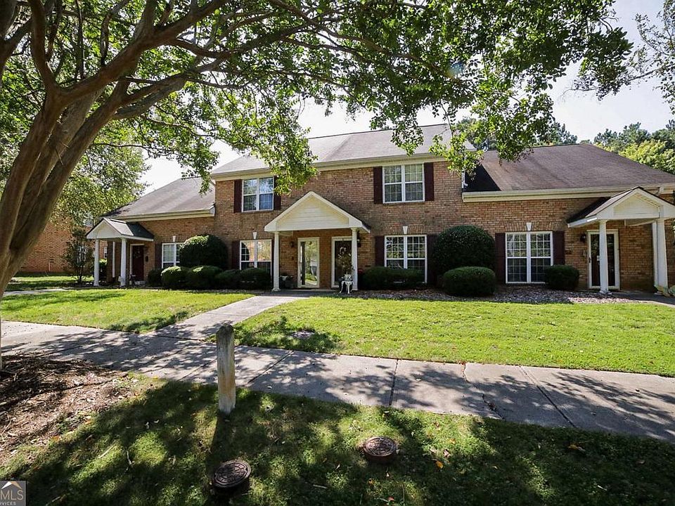 1st image of 211 Littleton Way