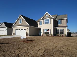 328 Whitestone Dr, Fayetteville, NC 28312