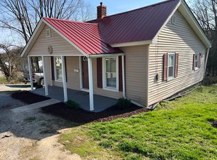 484 E Water St, Flemingsburg, KY 41041