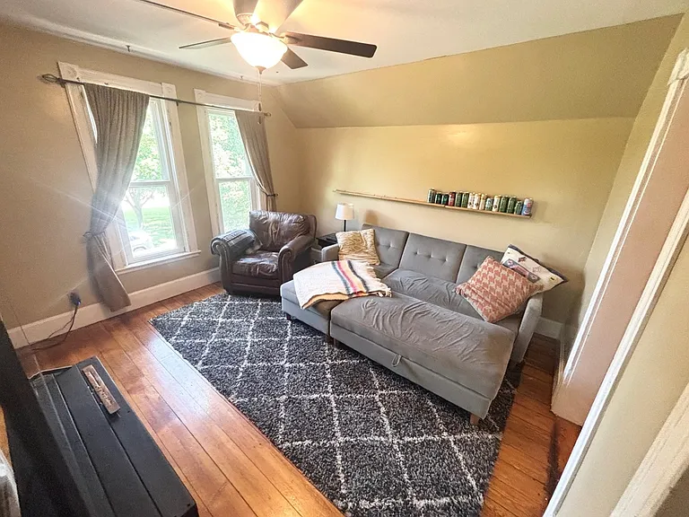 711 Butternut Ave — Photo 11