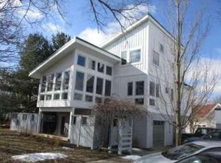 26 Tryon Farm Ln, Michigan City, IN 46360