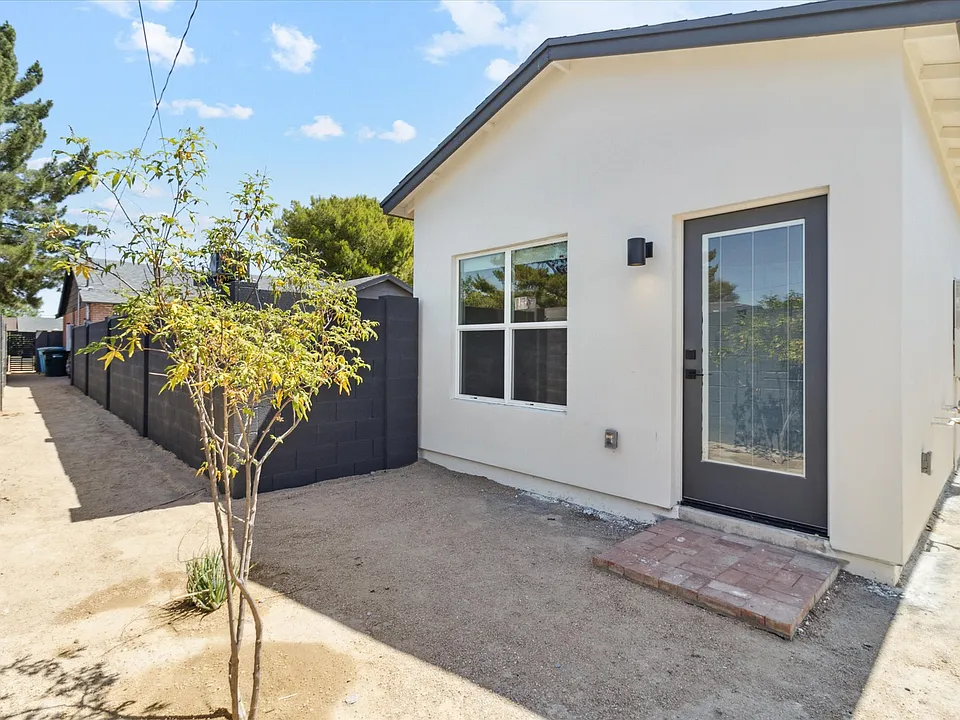 1507 W Keim Dr