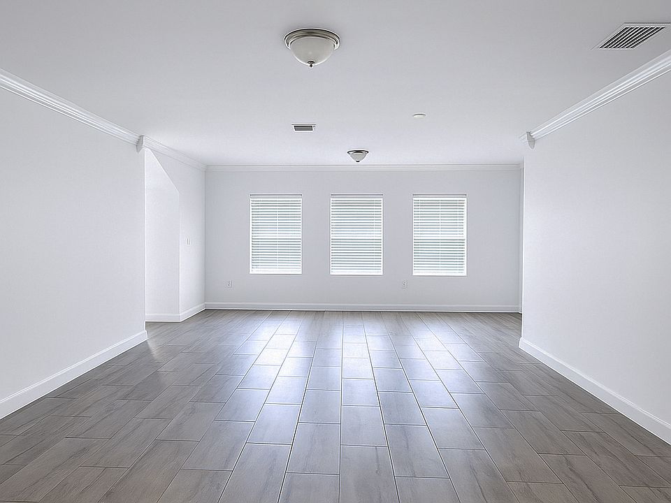 Living room facing front of house.