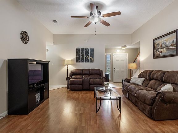 4th image of 7650 Shadow Glen Ln