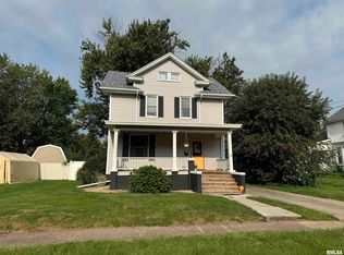54 Olive St, Galesburg, IL 61401