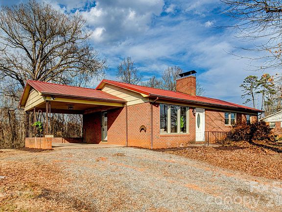 2nd image of 2668 Terrace Dr