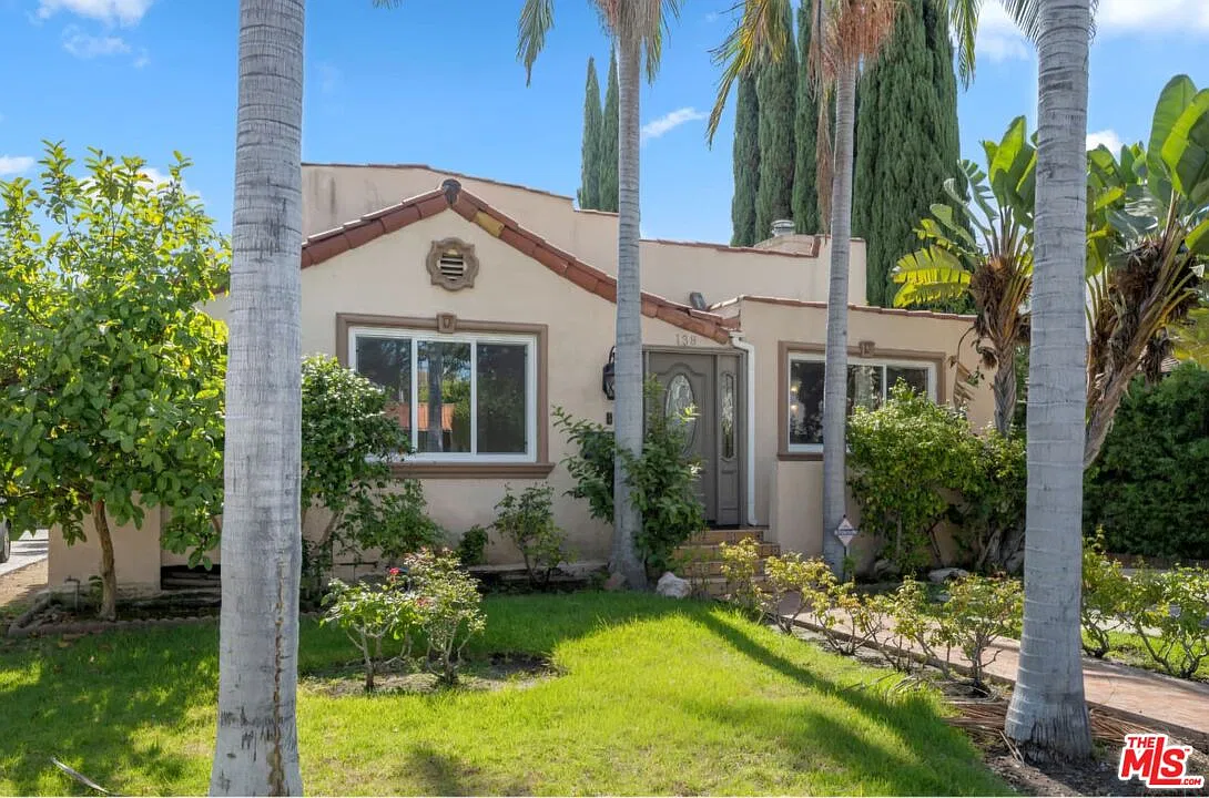 3 bed, 2.0 bath, 2000 sqft, $9,500 — Photo 2