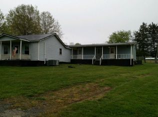 1401 Whiteside Hill Rd, Wartrace, TN 37183