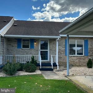 1088 Westgate Dr, Chambersburg, PA, 17201