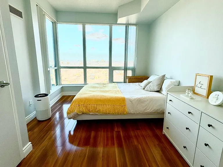 60 Byng Ave #2307 — Photo 2