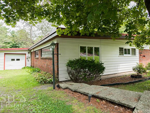 2nd image of 283 Edgewood Ave