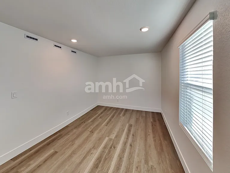 4594 Camden Bridge St — Photo 23