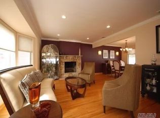 10 Hillvale Rd, Syosset, NY 11791