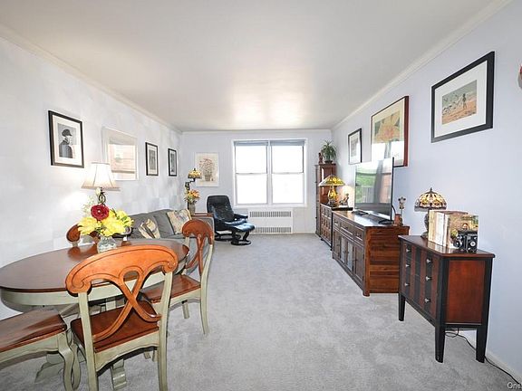 4th image of 517 Riverdale Ave APT 3D