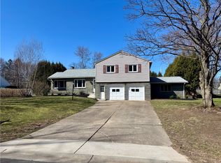 243 Curtice Park, Webster, NY 14580