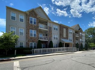 4 Waterman Ln UNIT 404, Hillsborough, NJ 08844