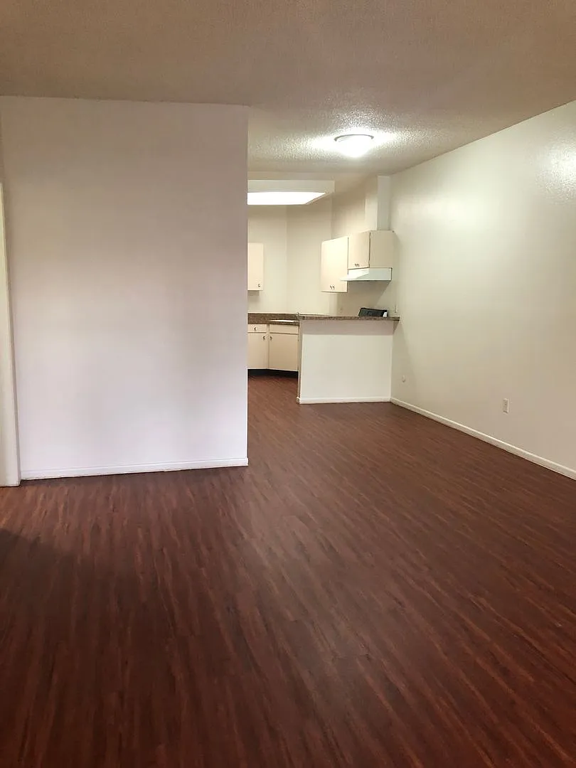 Building Photo - 3600 Sampson Ct #A