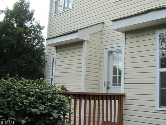 4th image of 88 Mountainside Dr