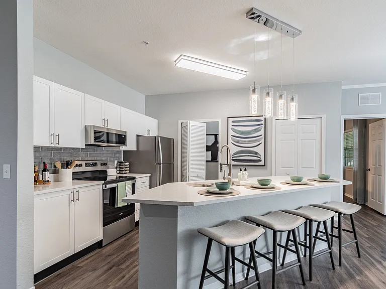 THE PARQ AT CROSS CREEK — Photo 40