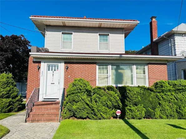 552 Beach 131st Street, Belle Harbor, NY 11694