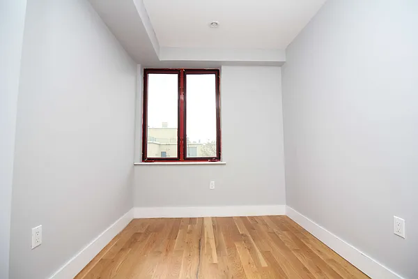 Rented by Nooklyn NYC LLC | media 12