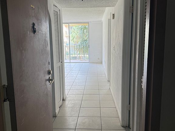 3rd image of 9310 Fontainebleau Blvd APT 303
