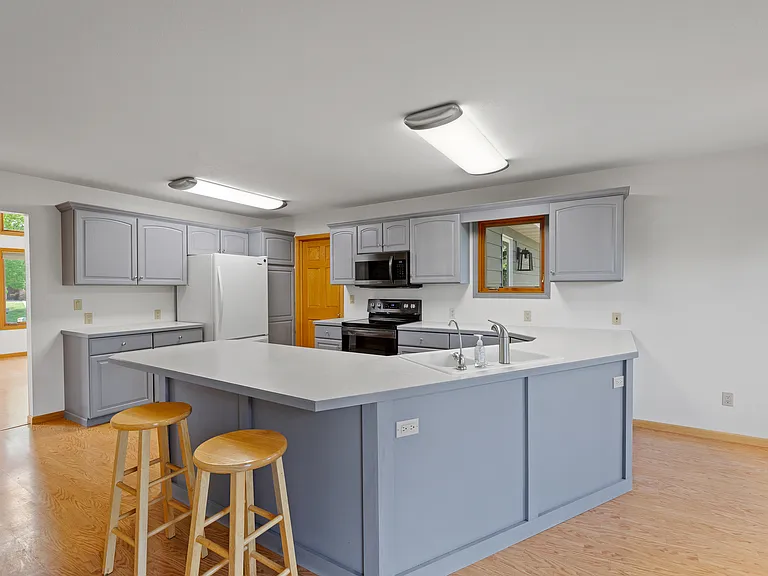 1132 Enchantment Rd — Photo 21