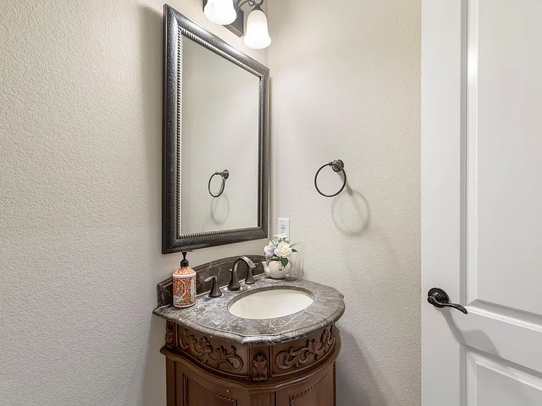 9739 Reston River Ln — Photo 15