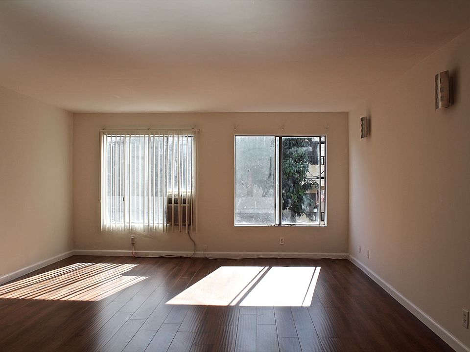 1st image of 10770 Lawler St APT 2